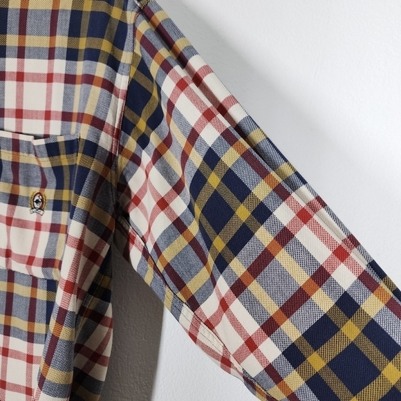 CINCH PLAID BUTTON DOWN SHIRT - Picture 4 of 9